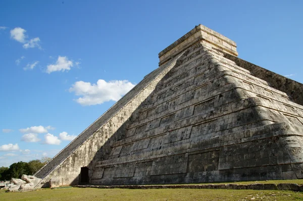 Pirámide maya en México Imagen de archivo