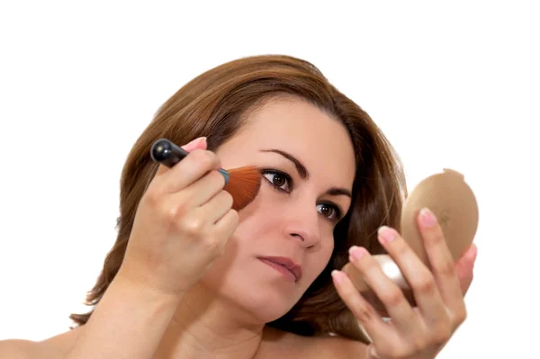 Mujeres que usan maquillaje —  Fotos de Stock