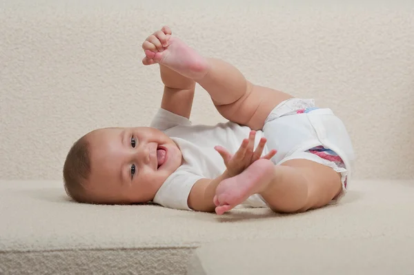 Bebé feliz —  Fotos de Stock