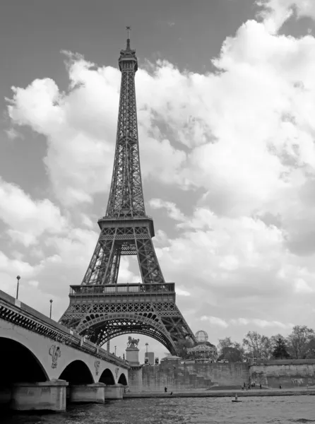 De toren van Eiffel, Parijs Rechtenvrije Stockfoto's