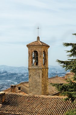 San Marino 'daki çan kulesi.