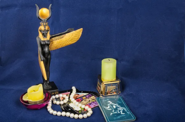 Mumlar ile Tarot okuyucu — Stok fotoğraf