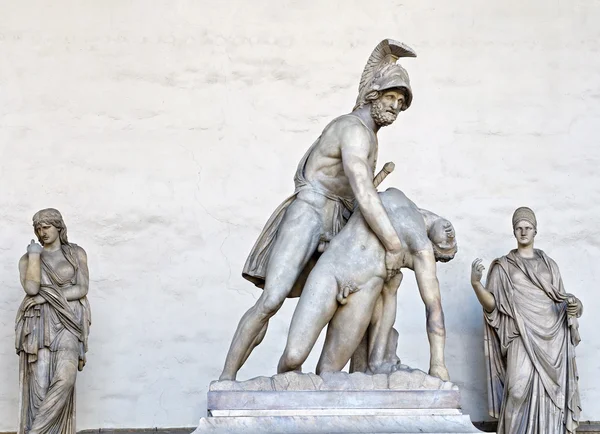 Статуя Менелая и Патрокла — стоковое фото