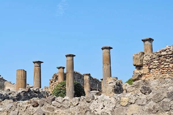 Τα ερείπια ενός αρχαίου ναού στην Πομπηία Royalty Free Φωτογραφίες Αρχείου
