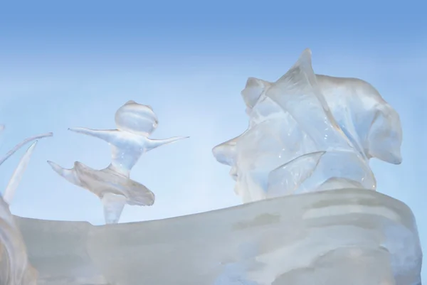Рождественская ледяная скульптура — стоковое фото