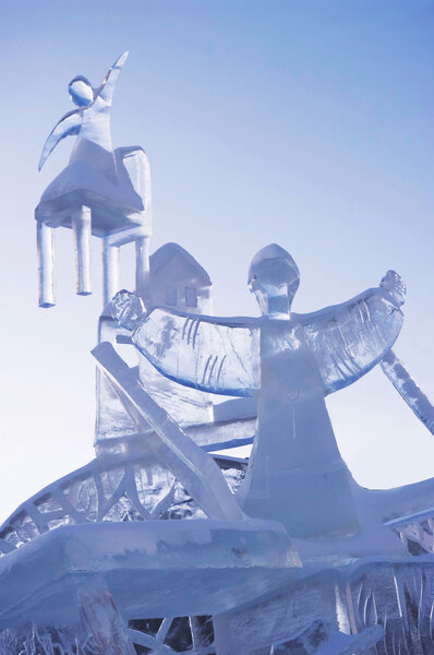Competition ice sculptures, works of the best sculptors of the Ural ranked prizes