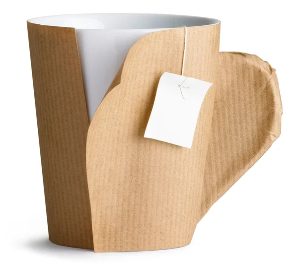Cup mug of tea wrapped in brown paper ready for an office move i — Stock Photo, Image