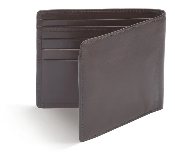 Порожній коричневий гаманець ізольований на білому тлі — стокове фото
