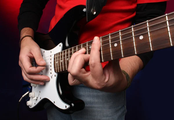 Memainkan Gitar listrik — Stok Foto