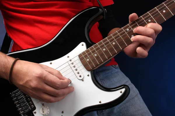 Memainkan Gitar listrik — Stok Foto