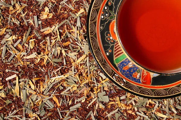 Смесь премиальных чайных листьев — стоковое фото