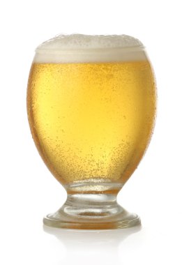 Soğuk bira bardağı.