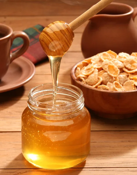 蜂蜜と健康的な朝食 — ストック写真