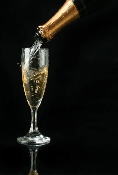 Hälla en champagne flöjt — Stockfoto