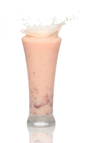 Erdbeer-Smoothie mit Spritzer — Stockfoto