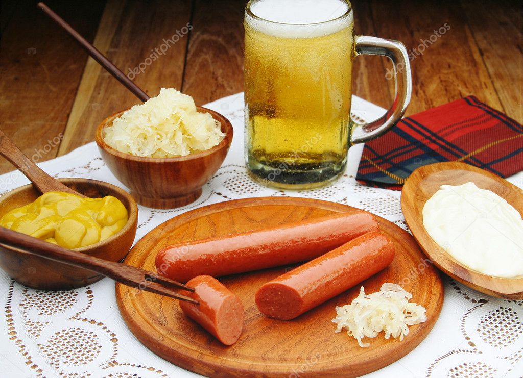 Sausages with mustard and beer