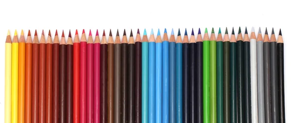 白い背景の上の色の鉛筆 — ストック写真