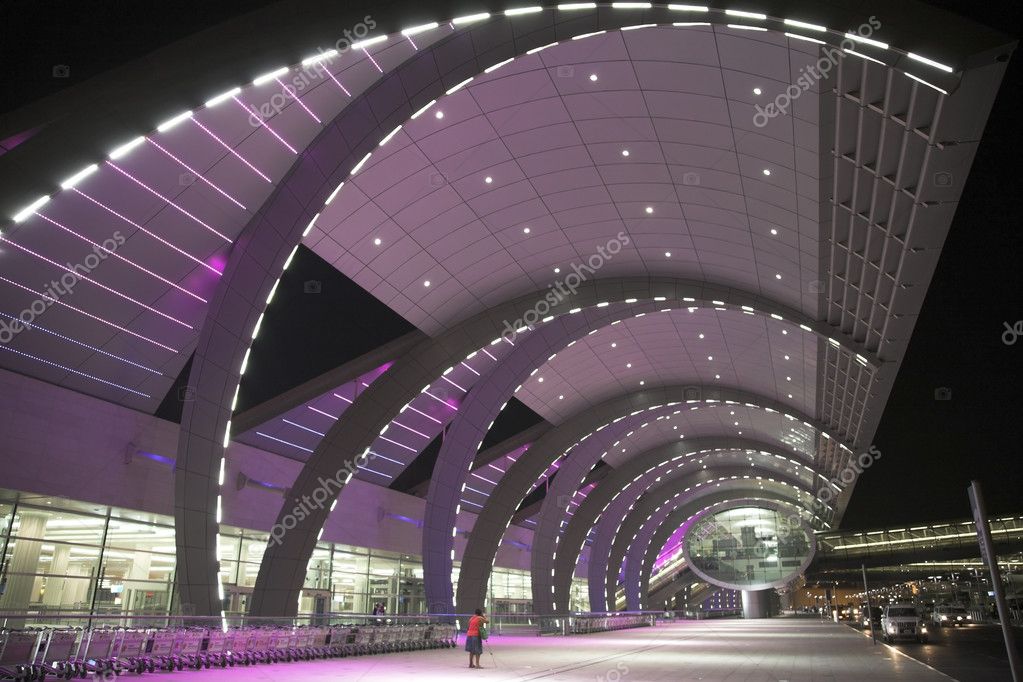 Dubai airport terminal, outdoor building side — Stock Photo