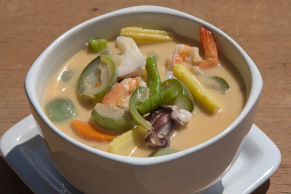 Ταϊλάνδης σούπα με θαλασσινά — Φωτογραφία Αρχείου