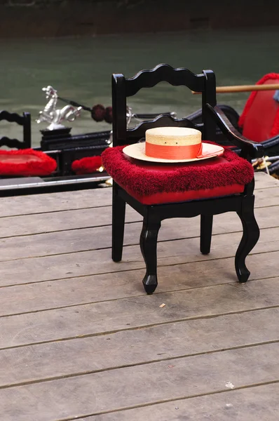 Una silla de gondolero en Venecia Imágenes de stock libres de derechos