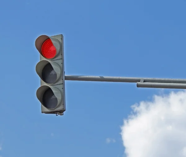 Rode kleur op het verkeerslicht — Stockfoto