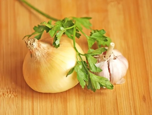 Onion, parsley and garlic — Stock Photo, Image