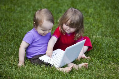 bebekler & bilgi teknolojisi