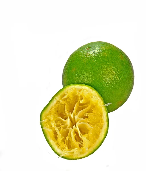 Metade espremida de limão doce — Fotografia de Stock