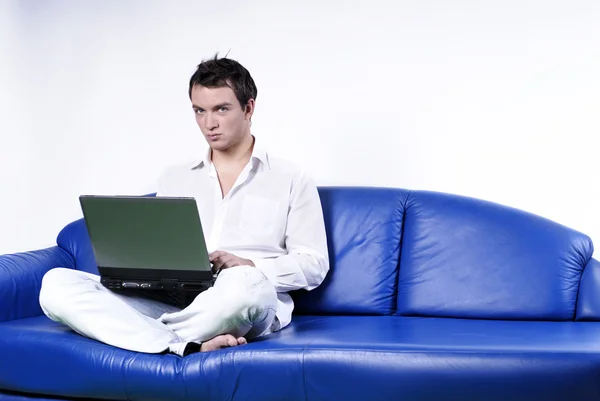 Yuppie with laptop — Stock Photo, Image