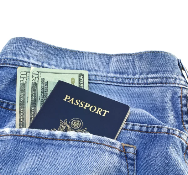 Pasaporte en bolsillo Jeans — Foto de Stock