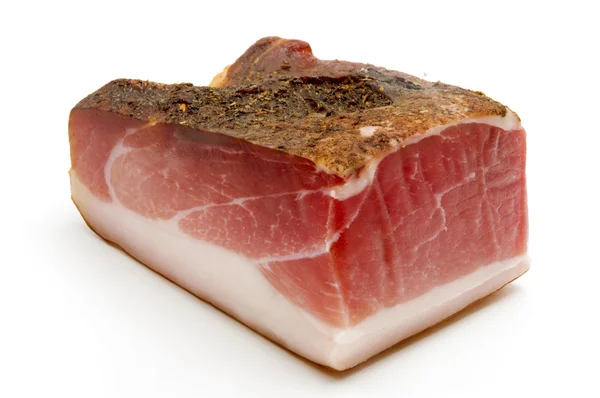 Speck (juniper-smaksatt skinka ursprungligen från Tyrolen) — Stockfoto