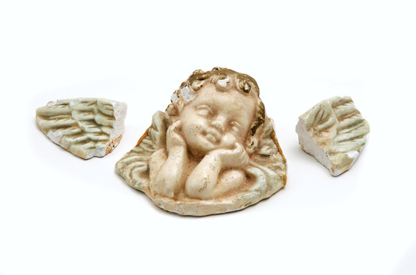 Сломанный ангел
