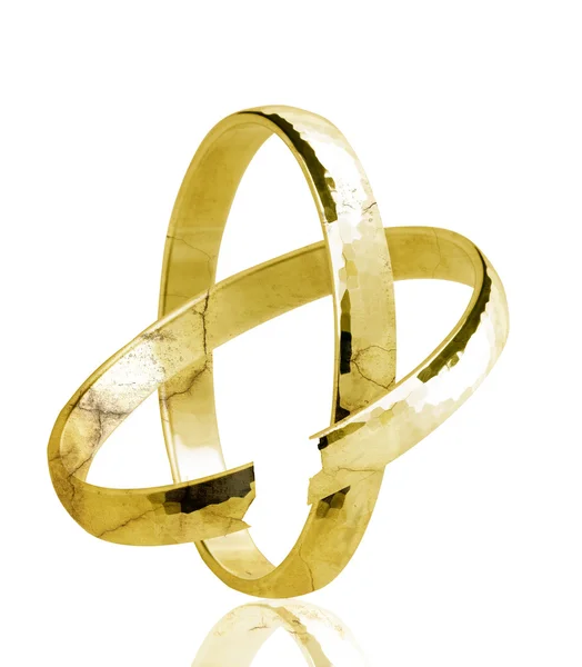 Разбитое свадебное кольцо — стоковое фото