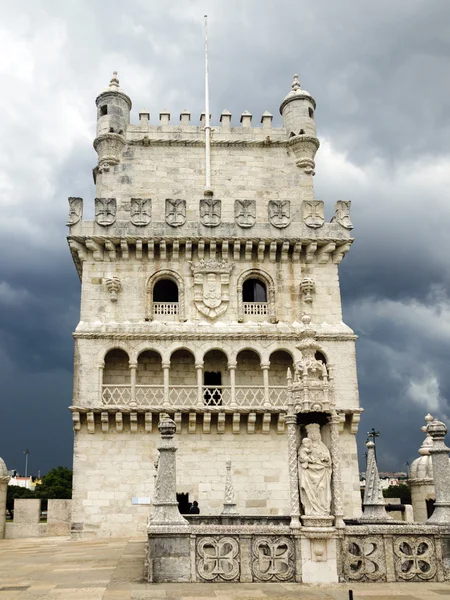 Torre de Belém pouco antes da tempestade — Fotografia de Stock