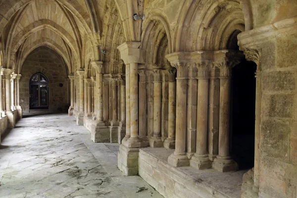 Santa Maria la Real Monastery cloister, Aguilar de Campoo — Stock Photo, Image