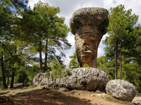 Dziwne skały z zaczarowanego miasta cuenca, Hiszpania — Zdjęcie stockowe