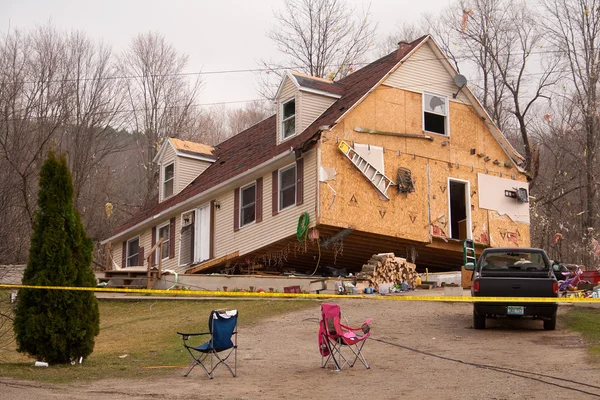 Tornado aftermath in Lapeer, MI. — Stock Photo, Image