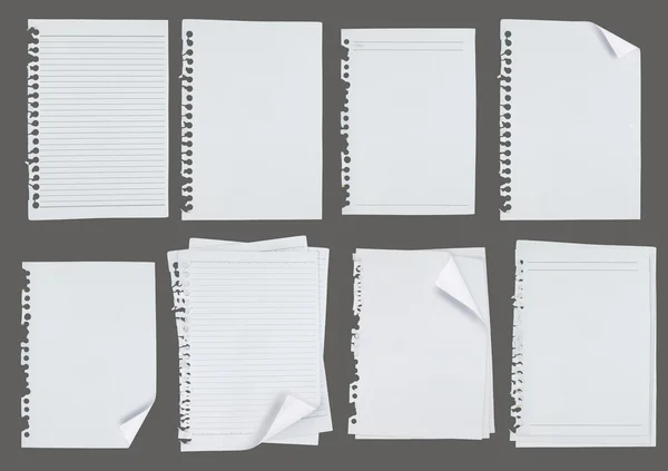 Leeres Notizpapier über grauem Hintergrund — Stockfoto