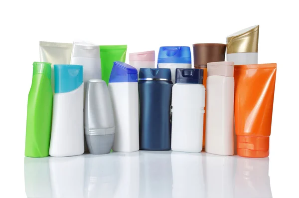 Grupo de embalagens de produtos. isolado sobre fundo branco — Fotografia de Stock