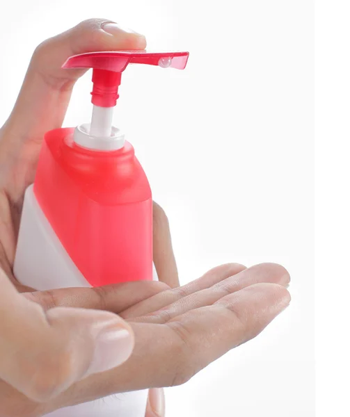 Mano usando desinfectante de manos — Foto de Stock