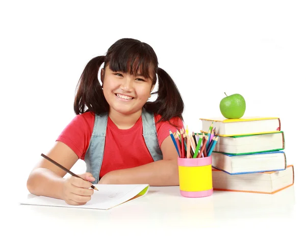 Retrato de menina feliz estudando — Fotografia de Stock