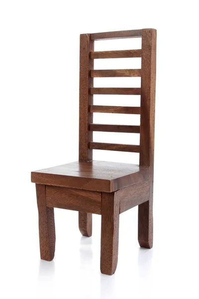 Античное деревянное кресло — стоковое фото