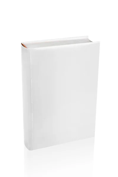 Libros blancos vacíos aislados sobre el fondo blanco — Foto de Stock