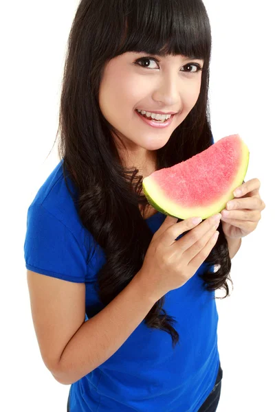 Frau bereit, einen Bissen Wassermelone zu nehmen — Stockfoto