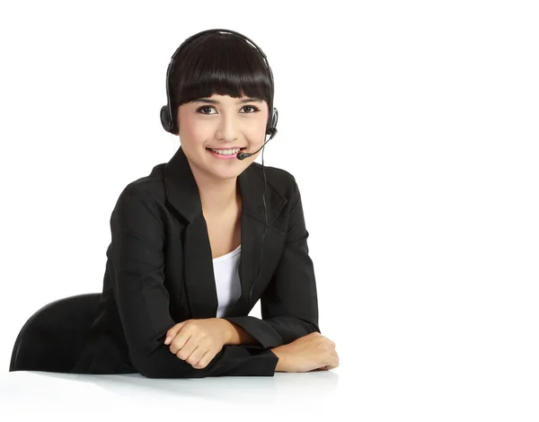 Krásný zákazníkům služby operátor žena s headsetem — Stock fotografie