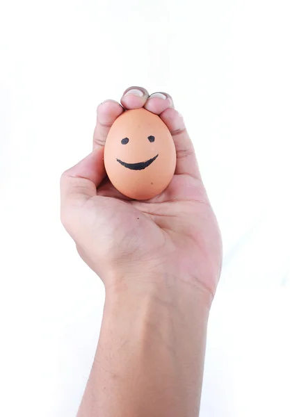 Huevo en su mano — Foto de Stock