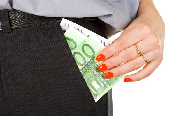Mulher tirar o dinheiro do bolso — Fotografia de Stock