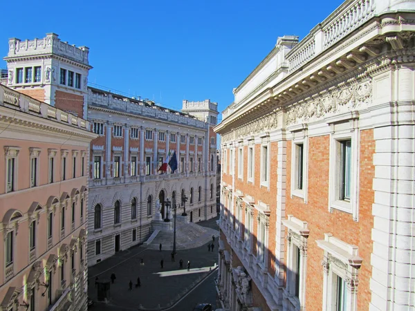 Montecitorio paláci v Římě — Stock fotografie