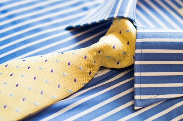 Shirt and yellow tie — Stock Photo, Image