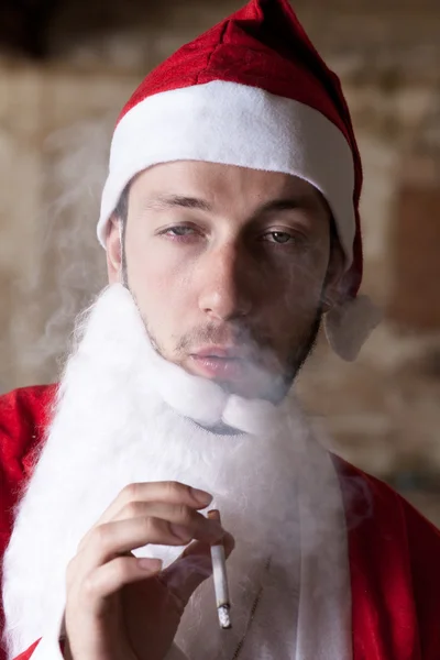 坏圣诞老人吸烟 — 图库照片